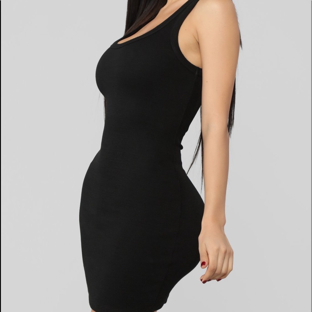 FASHION NOVA BLACK SLIP DRESS